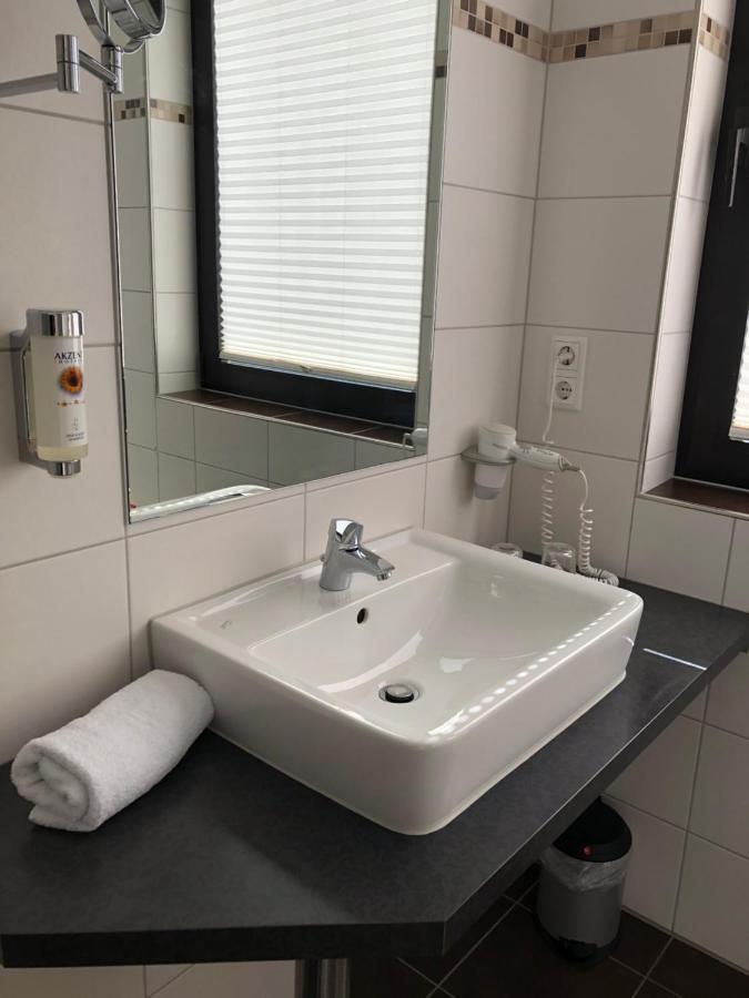 Akzent Hotel Restaurant Jonathan Lippstadt Buitenkant foto