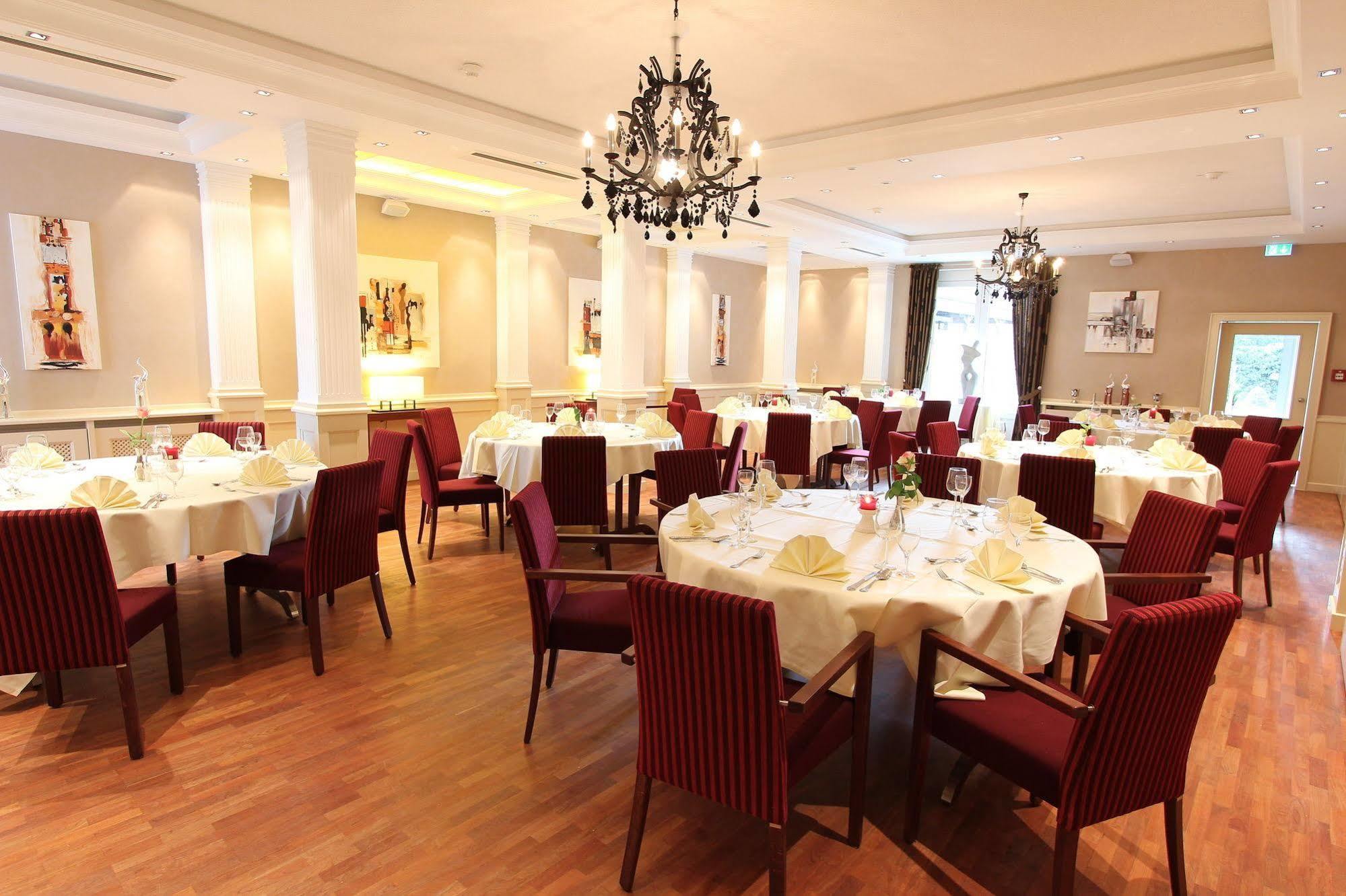 Akzent Hotel Restaurant Jonathan Lippstadt Buitenkant foto