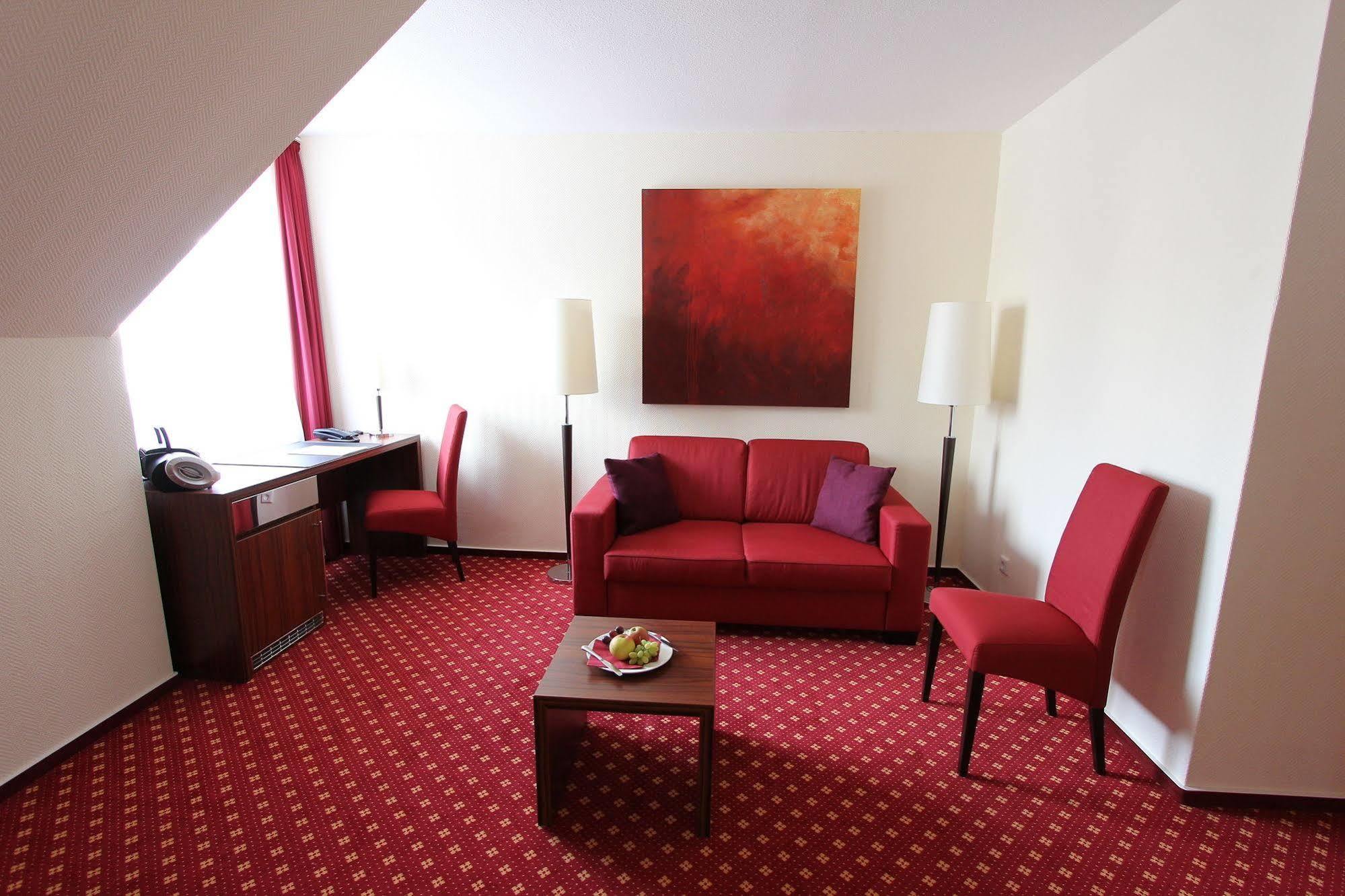 Akzent Hotel Restaurant Jonathan Lippstadt Buitenkant foto